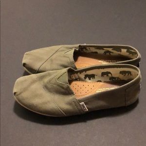 Olive Green TOMS